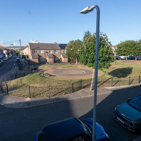 Spacious 3 Bedroom Close To Cardiff City Centre מראה חיצוני תמונה