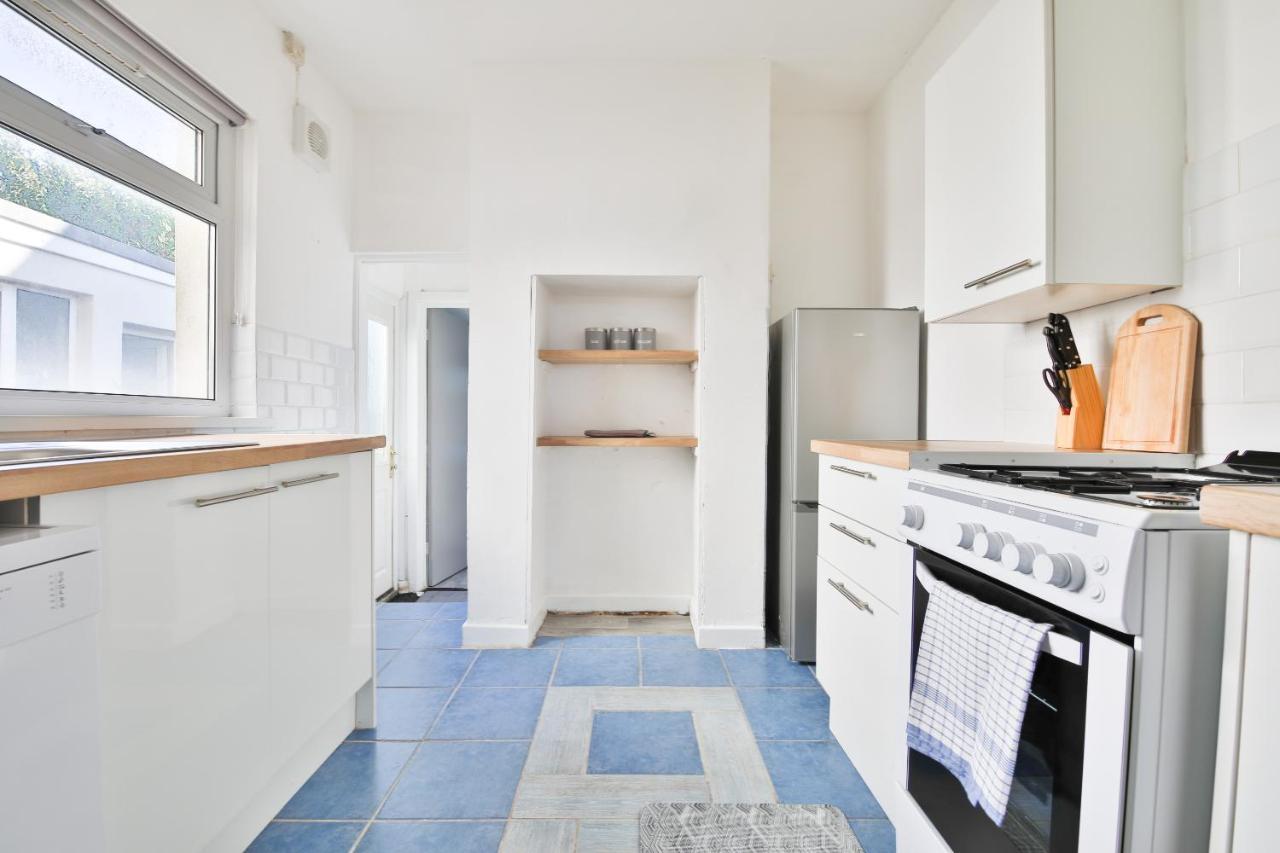 Spacious 3 Bedroom Close To Cardiff City Centre מראה חיצוני תמונה